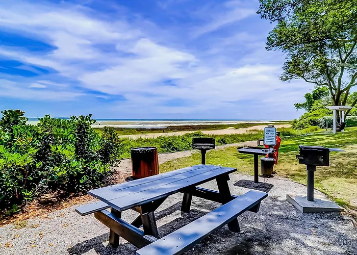 Spa On Port Royal Sound 2217